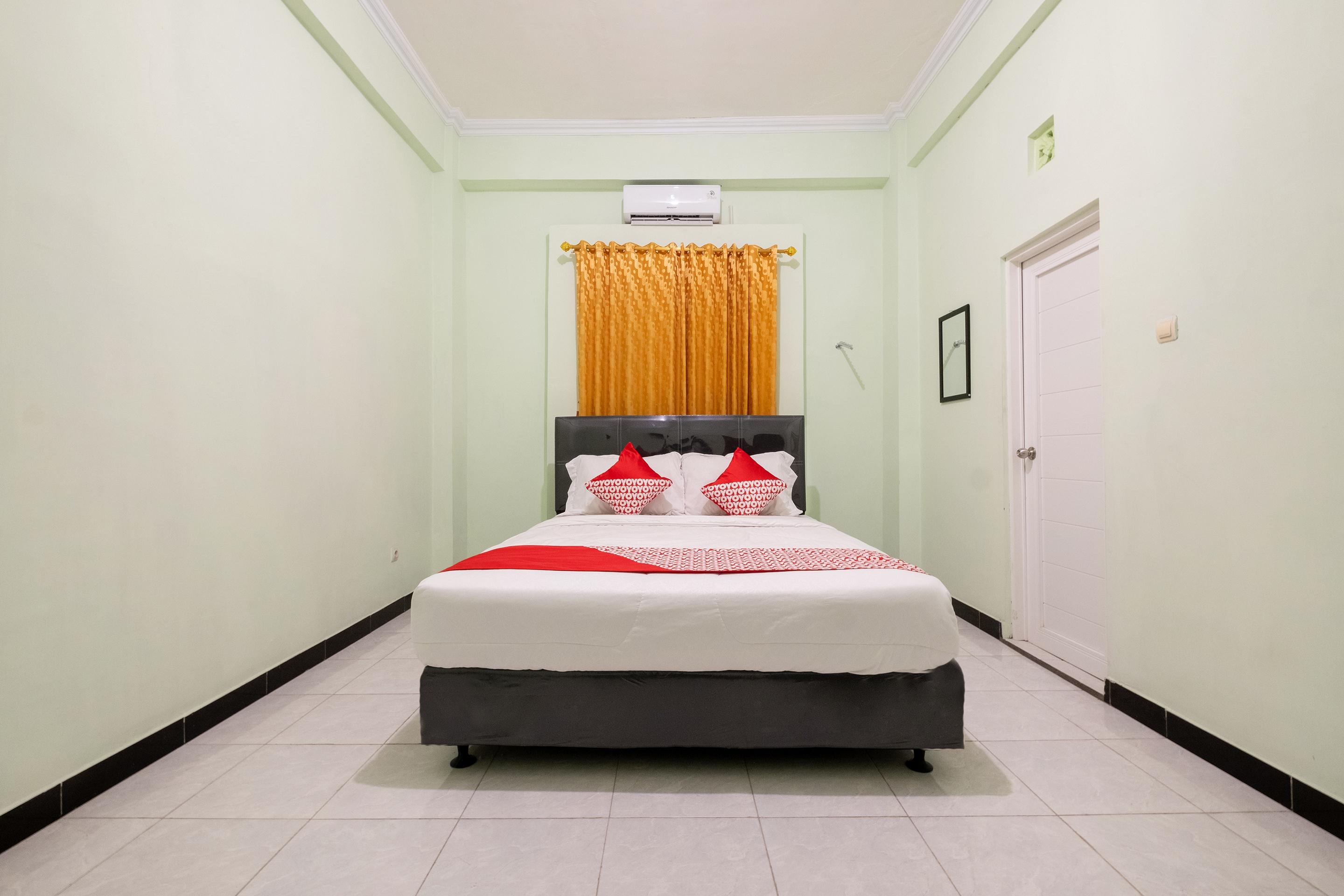 Hotel Reddoorz Syariah Near Alun Alun Wonosari Extérieur photo
