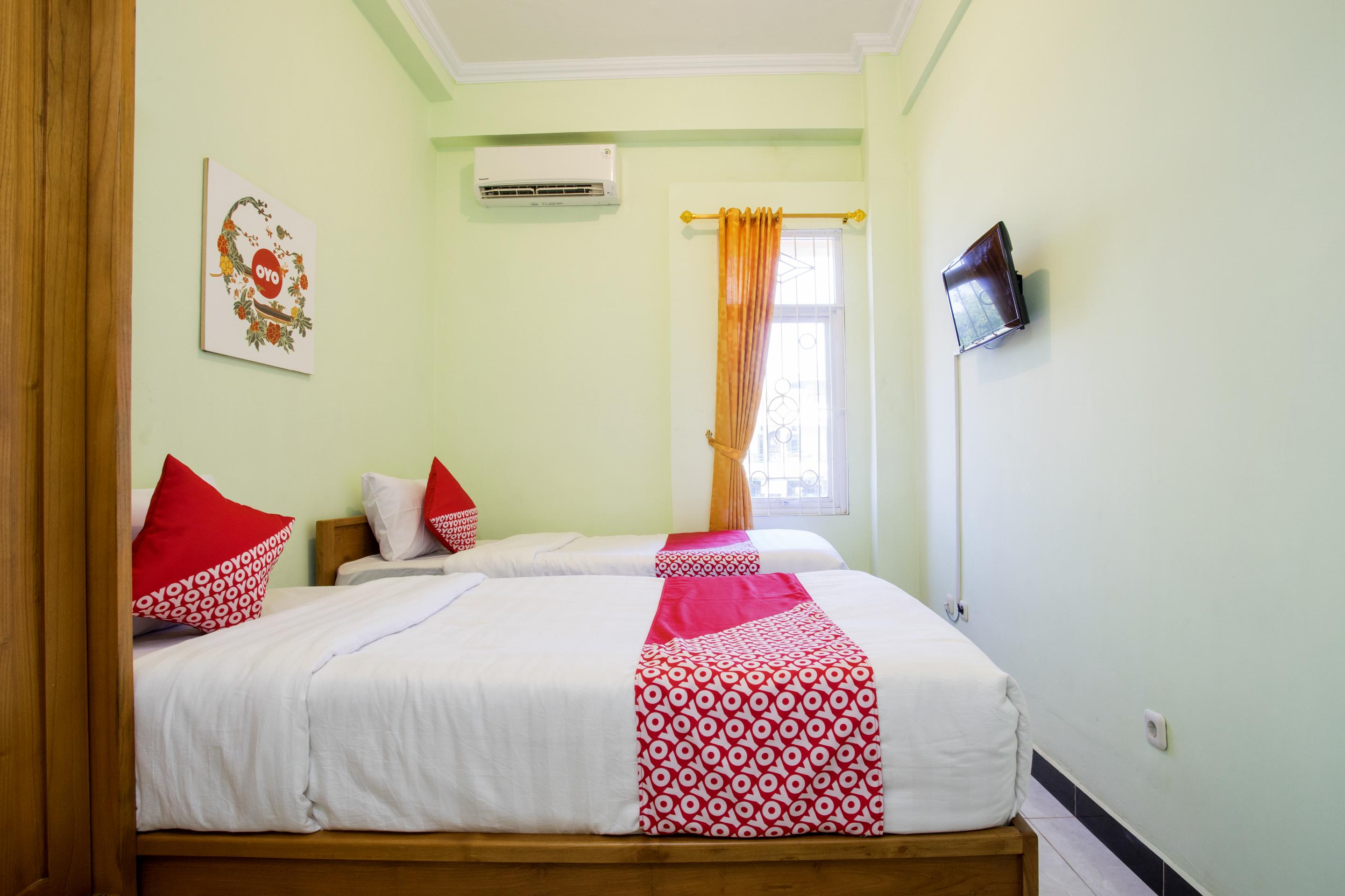 Hotel Reddoorz Syariah Near Alun Alun Wonosari Extérieur photo