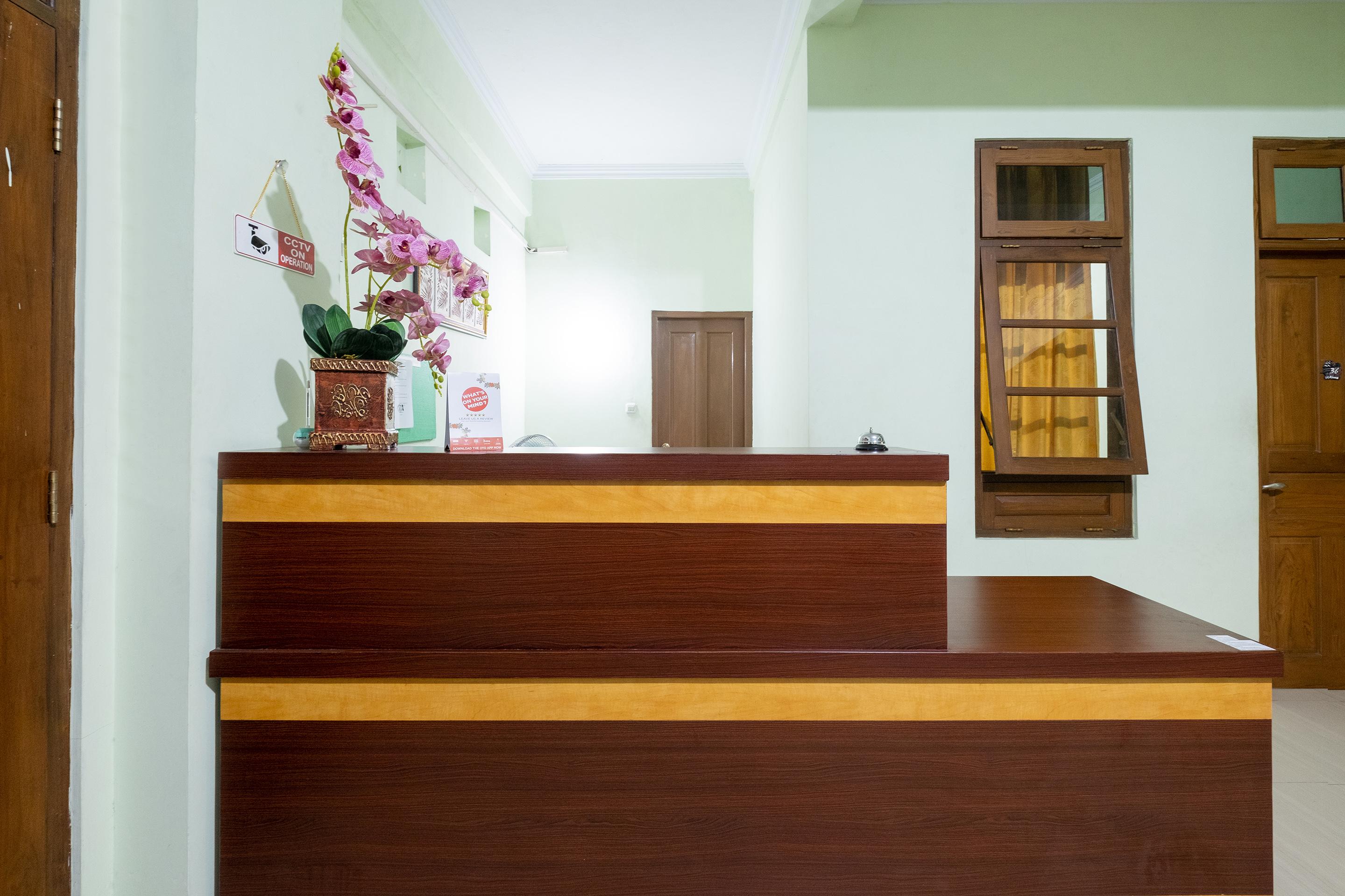 Hotel Reddoorz Syariah Near Alun Alun Wonosari Extérieur photo