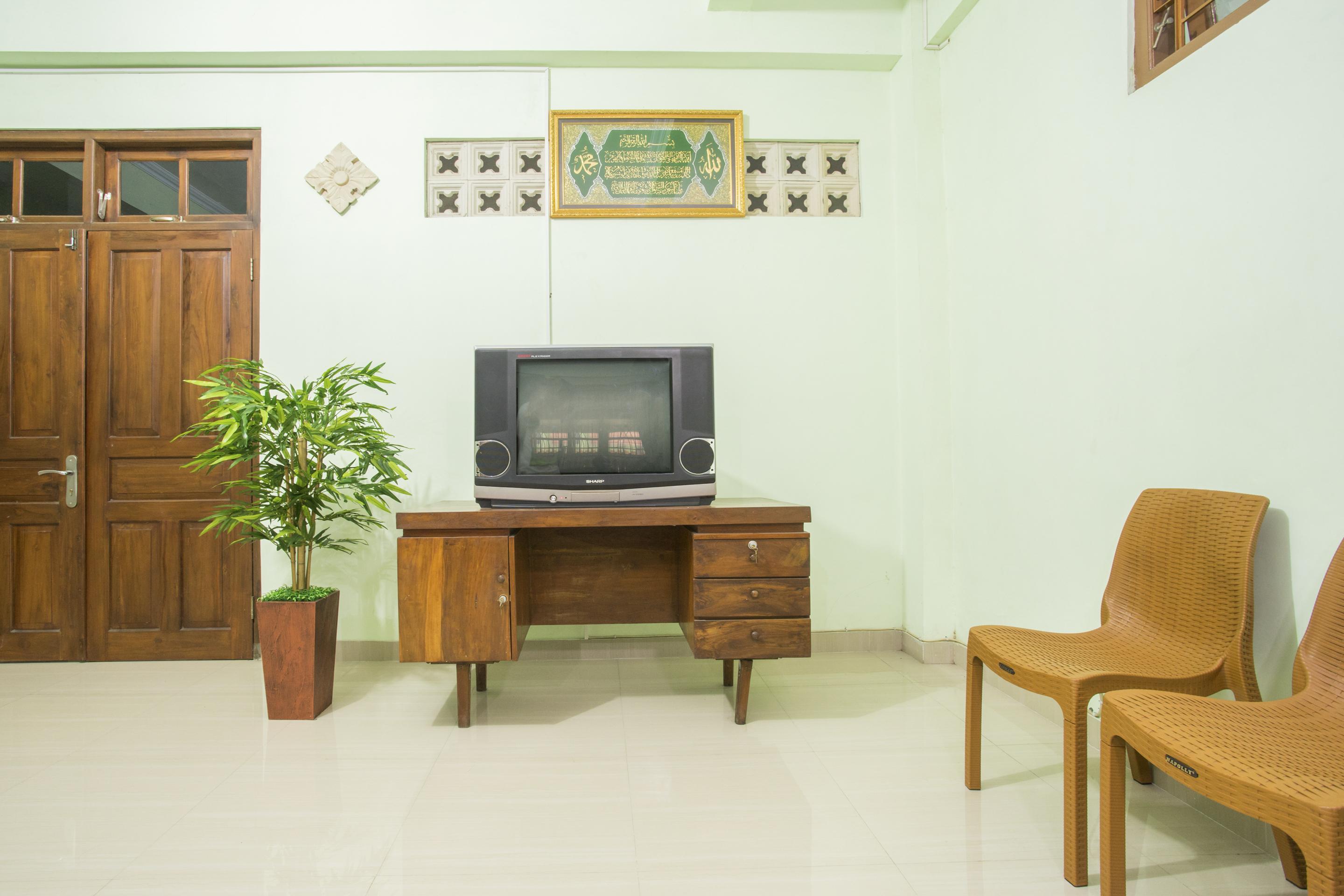 Hotel Reddoorz Syariah Near Alun Alun Wonosari Extérieur photo