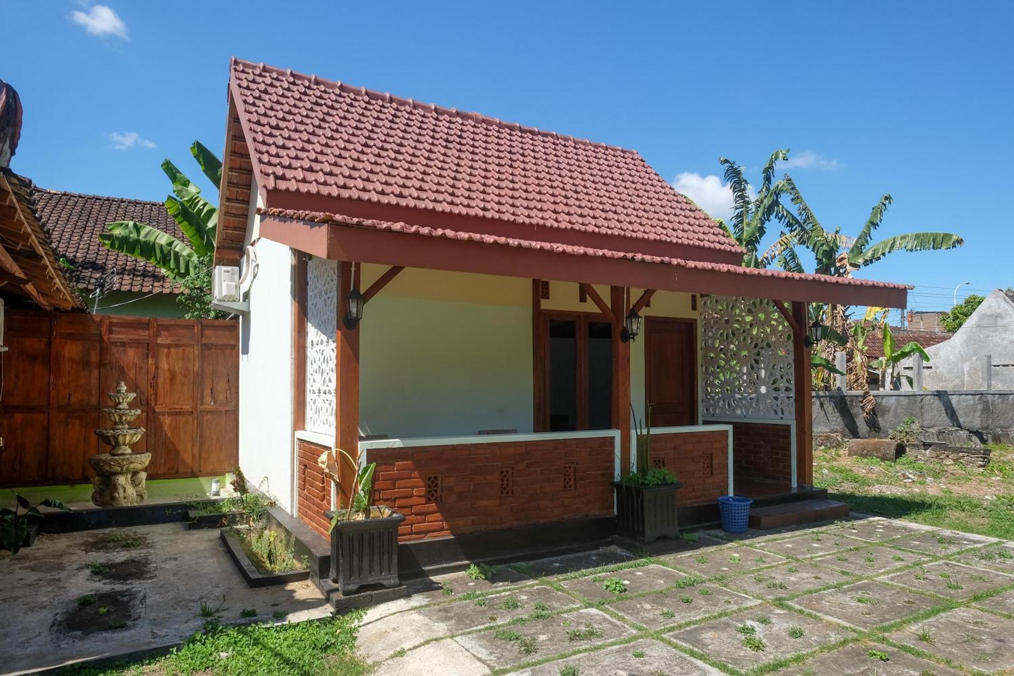 Hotel Reddoorz Syariah Near Alun Alun Wonosari Extérieur photo