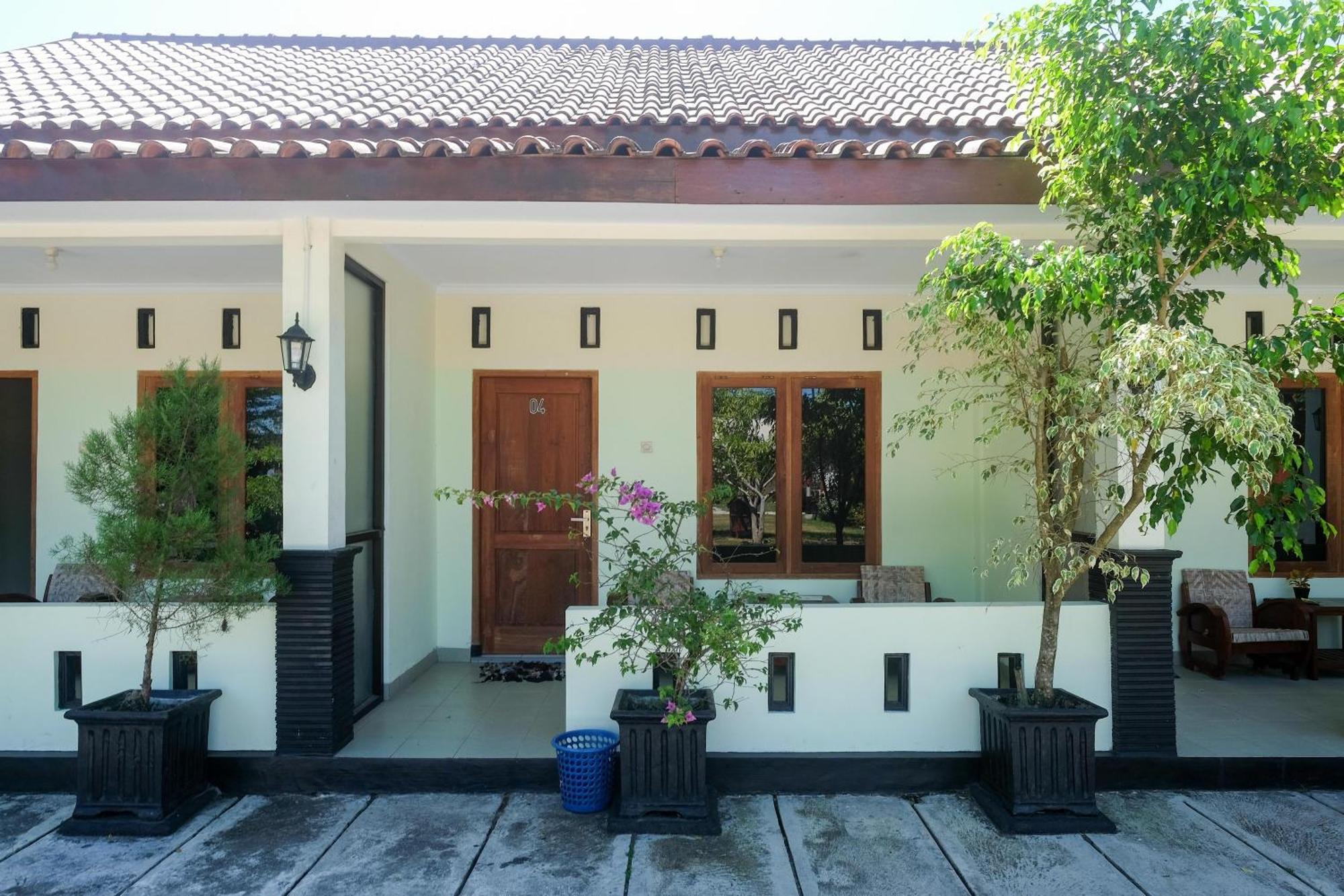 Hotel Reddoorz Syariah Near Alun Alun Wonosari Extérieur photo